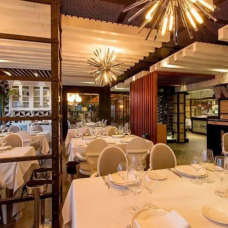 Antonio Ii Hotel 4*